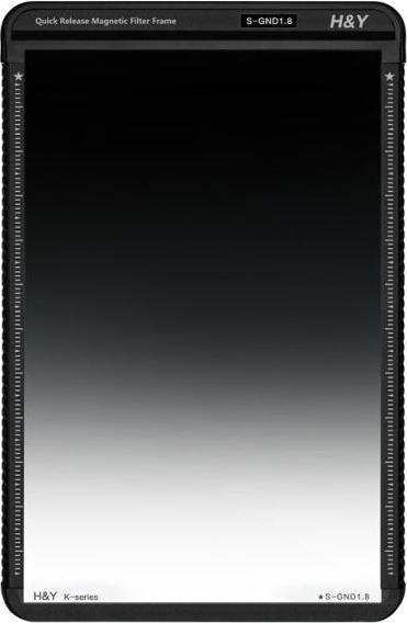 Actual product image H&Y Magnetic grey graduated filter ND8 Center Series K 150x100mm (Graduated neutral density filter, 15000 mm)