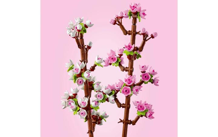 Actual product image LEGO Cherry blossom (40725, LEGO Iconic)