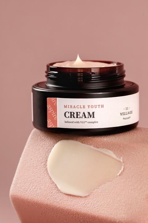 Actual product image Village 11 Factory Miracle youth cream (50 ml, 24h cream)