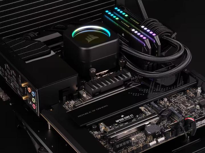 Immagine prodotto Corsair MP600 CORE XT (2000 GB, M.2 2280)