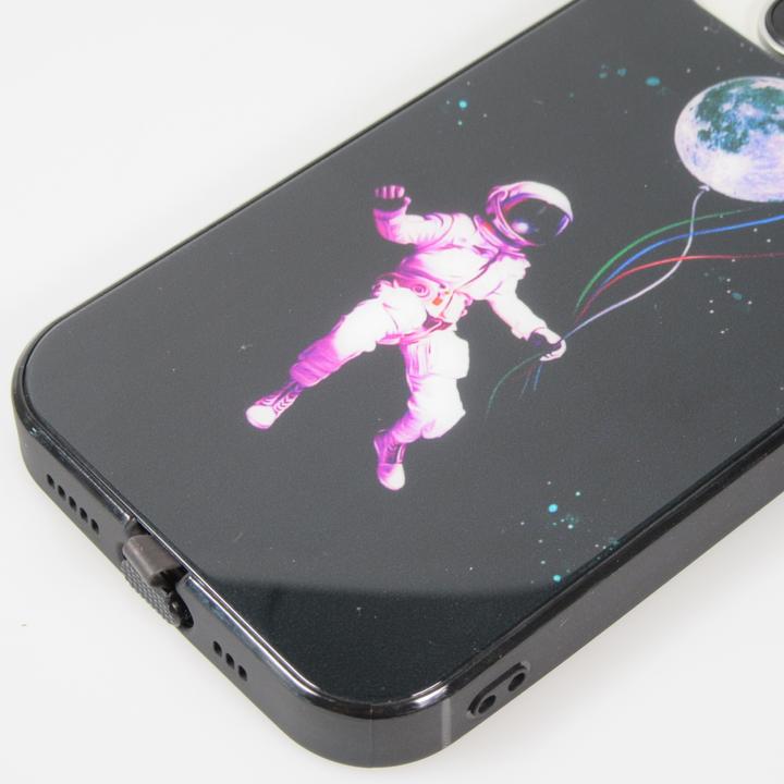 Actual product image PhoneLook Cover Silicone Glossy integrated LED light with USB-C connection Floating Astronaut (Apple iPhone 15 Pro Max)