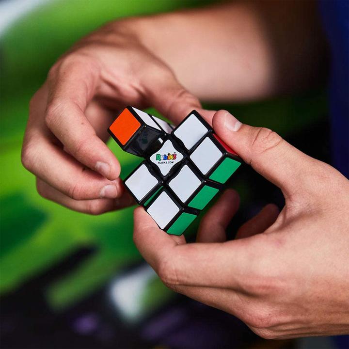 Produktbild Spin Master Rubik’s Starter-Set, der Original 3x3 Zauberwürfel und 3x3x1 Edge, Geschenkset Fingerwürfel Stressab (3 x 3)