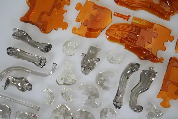 Actual product image HCM Kinzel Pz. 3D Crystal Black Panther 39T (39 pieces)