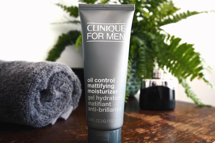 Produktbild Clinique Oil Control Mattifying Moisturizer (100 ml, 24h Creme)