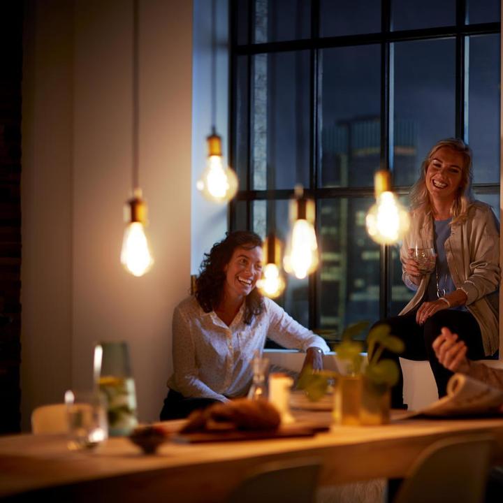 Actual product image Philips Lampe (E27, 5.50 W, 250 lm, 1 x, F)
