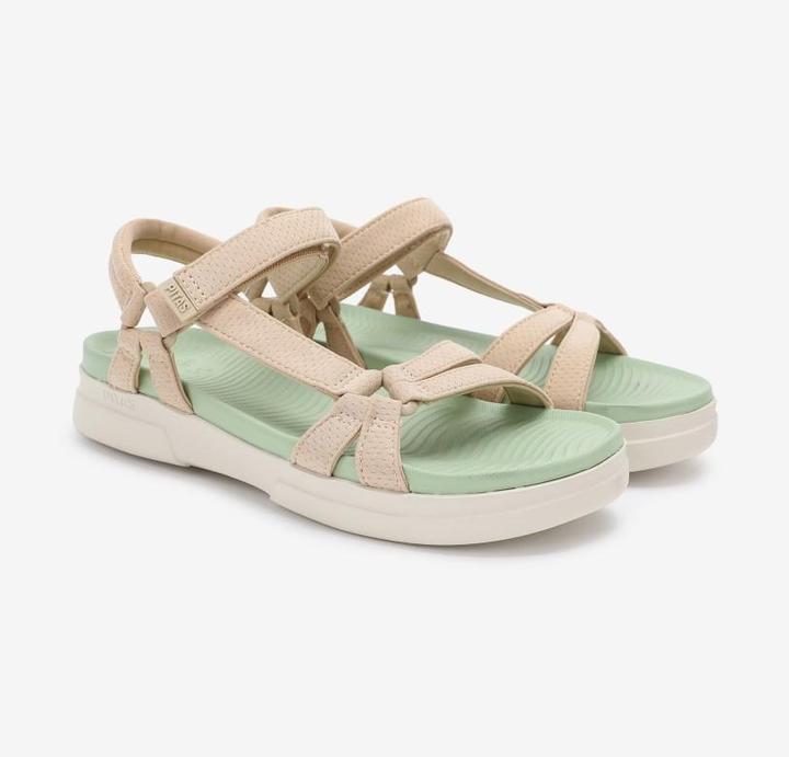 Actual product image Pitas Claire (36)
