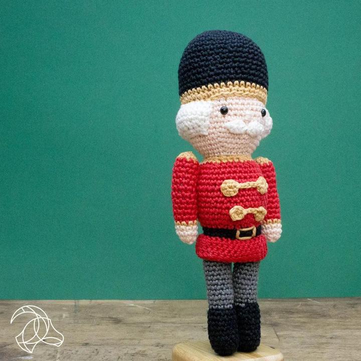 Actual product image Hardicraft Nutcracker - Crochet Set