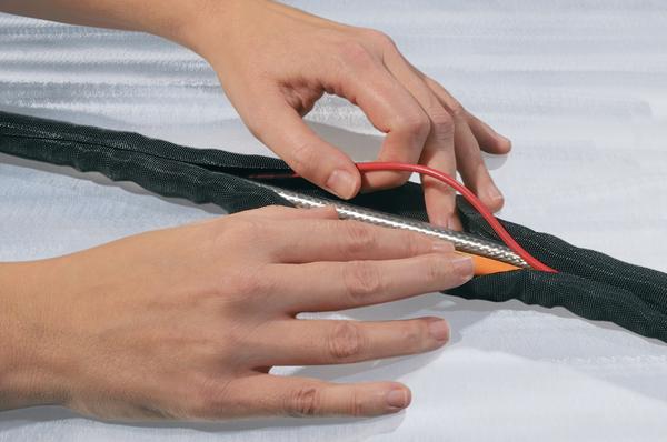 Immagine prodotto HellermannTyton Hellermann Tyton 170-01010 Isolamento dei cavi con manicotto intrecciato nero 1 pezzo (Tubo cavi, 1500 cm)