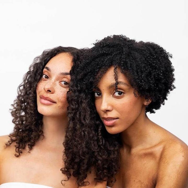 Produktbild Maria Nila Coils & Curls Luscious Curl Definer (Haargel, 125 ml)