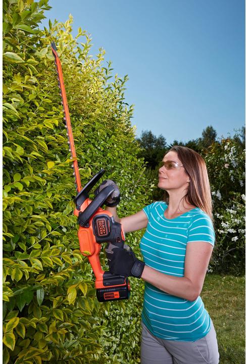 Actual product image Black & Decker Battery hedge trimmer BCHTS36B Solo (Cordless hedgecutters)