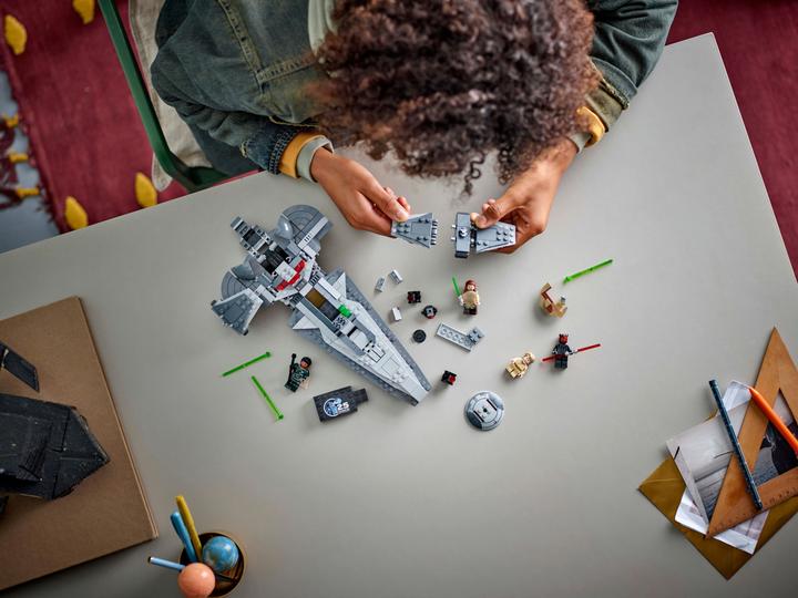 Produktbild LEGO Darth Mauls Sith Infiltrator (75383, LEGO Star Wars)