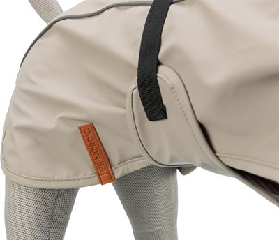 Actual product image Trixie Be Nordic Regenjas Husum Zand - 70 Cm (XL, Dog coat)