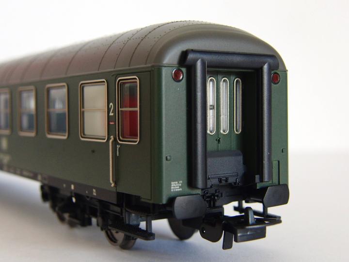 Actual product image Piko H0 59682 H0 center entry car (Track H0)