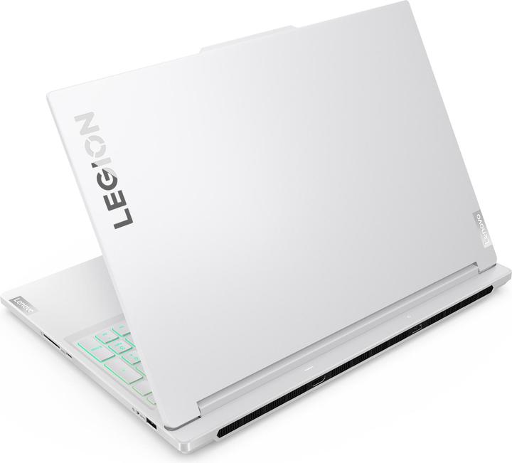 Image du produit Lenovo 7 (16", Intel Core i7-14700HX, 32 Go, 1000 Go, DE)