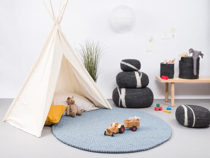 Produktbild Myfelt Mia Filzkugelteppich rund (90 x 90 cm)