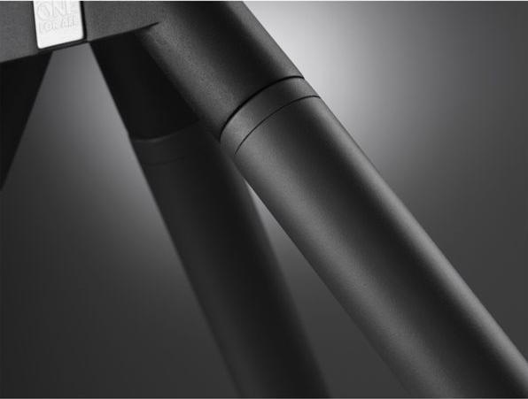 Actual product image One for All Full Metal Tripod WM7461 (Universal, 65", 30 kg)