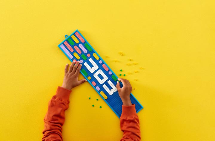 Actual product image LEGO Large message board (41952, LEGO Dots)