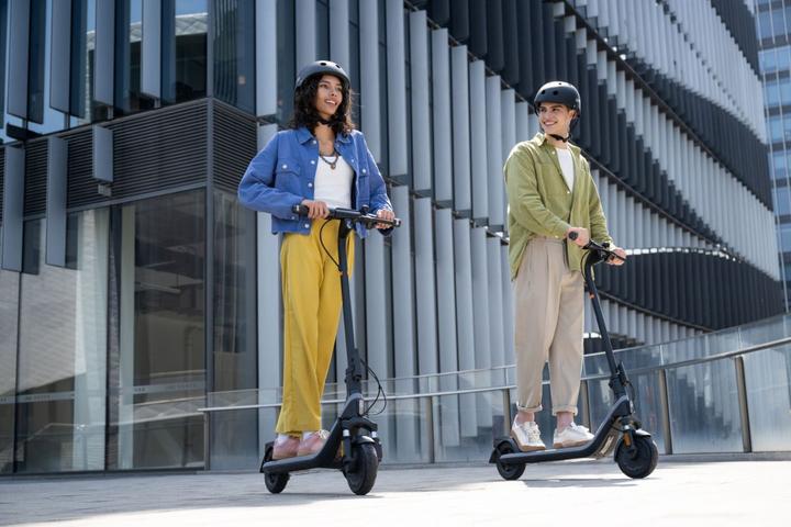 Image du produit Segway-Ninebot E2 D II (20 km/h, 25 km, 250 W)