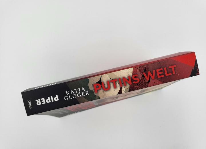 Actual product image Putins Welt (German, Katja Gloger, 2017)