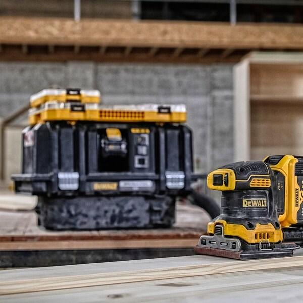 Produktbild DeWalt DCW200NTXJ (Schwingschleifer, 200 W)