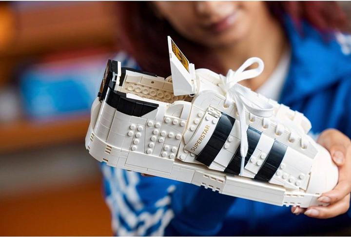 Image du produit LEGO Adidas Originals Superstar (10282, LEGO Icons)
