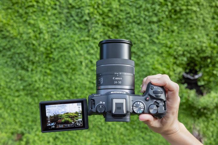 Actual product image Canon EOS R8 (EU) (24.20 Mpx, Full frame)