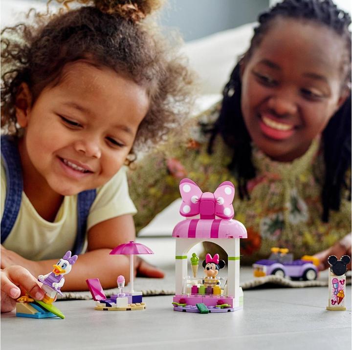 Actual product image LEGO Disney 10773 Minnie Mouse ice cream parlor (10773, LEGO Disney)