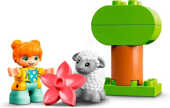 Image du produit LEGO Tracteur et soins aux animaux (10950)