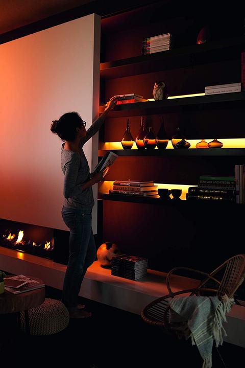 Produktbild Philips Hue Lightstrips Basis (RGBW, 200 cm, Indoor)