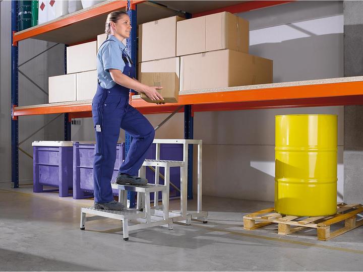 Produktbild Guenzburger Arbeitspodest modular Erweiterungsmodul 1 2. Stufe (33 cm)