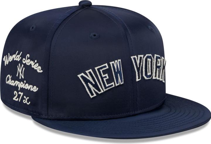 New Era 9Fifty Satin Script New York Yankees