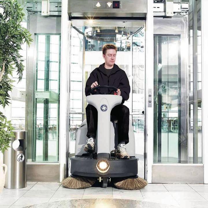 Immagine prodotto Nilfisk Balayeuse SR 1000S B complète