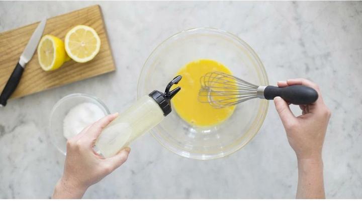 Immagine prodotto OXO Bottiglia dispenser dello Chef