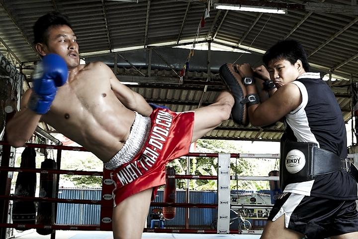 Image du produit Muay Thai - Training mit Weltmeistern: Saiyok und Kem (Allemand, Christoph Delp, 2022)