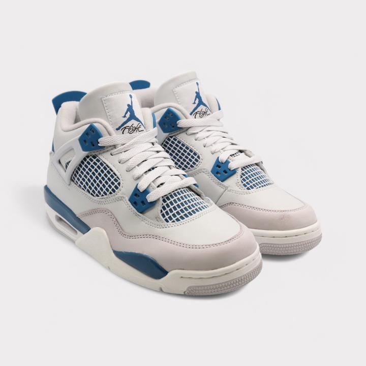 Image du produit Nike Air Jordan 4 (40)