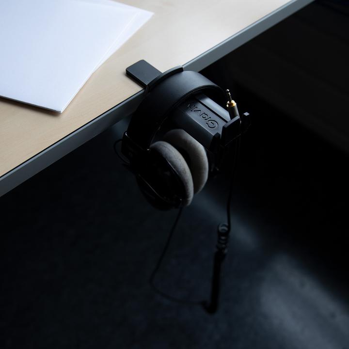 Actual product image Gravity HPHTC 01 Headphone holder for table mounting