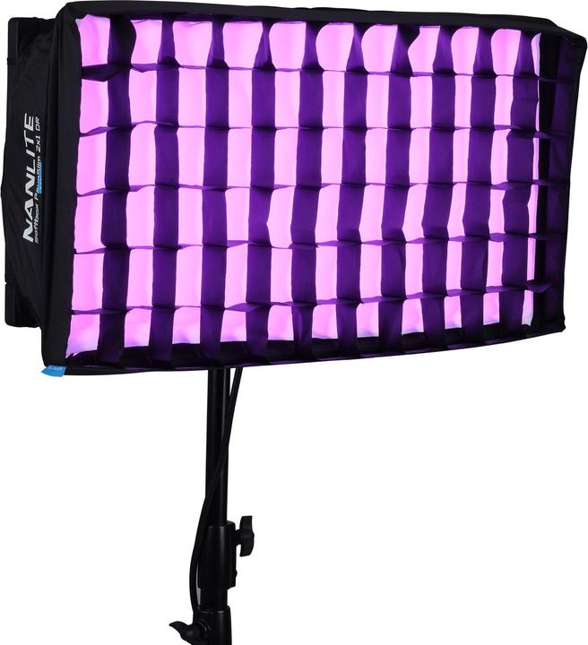 Actual product image Nanlite PavoSlim 120C (Studio light, Surface luminaire, Video light)