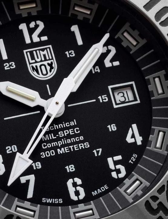 Produktbild Luminox XL.3351.SET MiIL-SPEC (Lünette drehbar links, Swiss Made)
