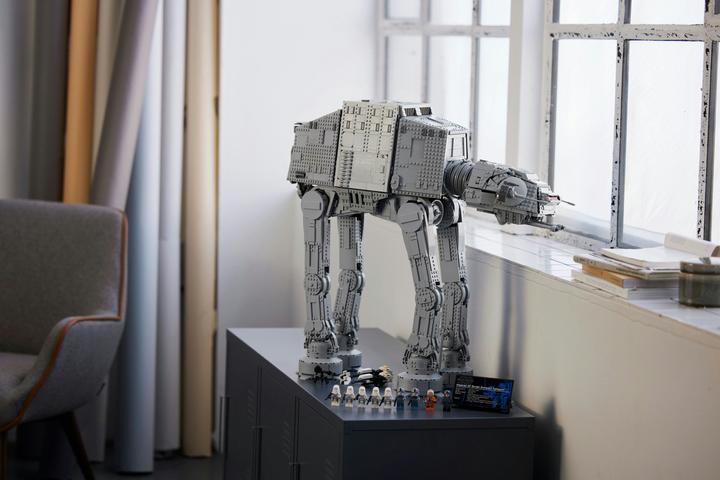 Productafbeelding LEGO AT-AT (75313, LEGO Star Wars, LEGO Zeldzame Sets)