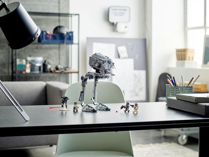Actual product image LEGO AT-ST on Hoth (75322, LEGO Star Wars)