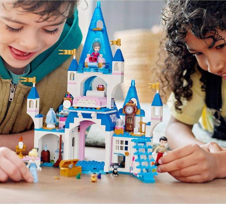 Produktbild LEGO Cinderellas Schloss (43206, LEGO Disney)