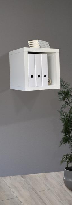 White matt lacquer