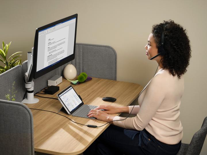 Actual product image Microsoft Modern USB-C Headset (I6S-00010) black (Cable, USB-C)