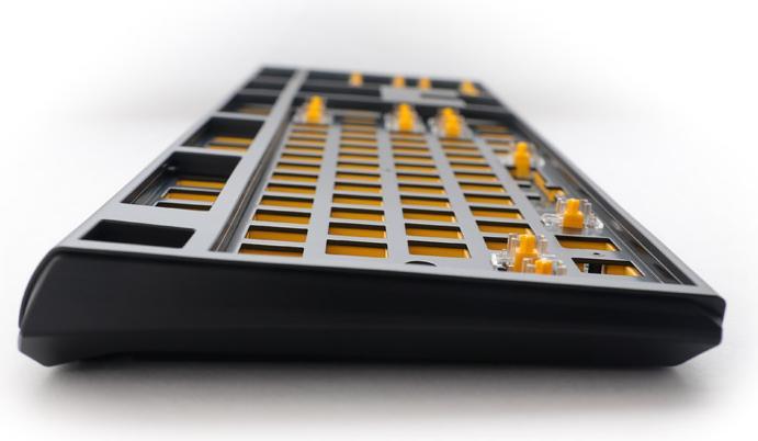 Image du produit Ducky One 3 barebone échangeable à chaud - disposition ANSI (US, Filaire)