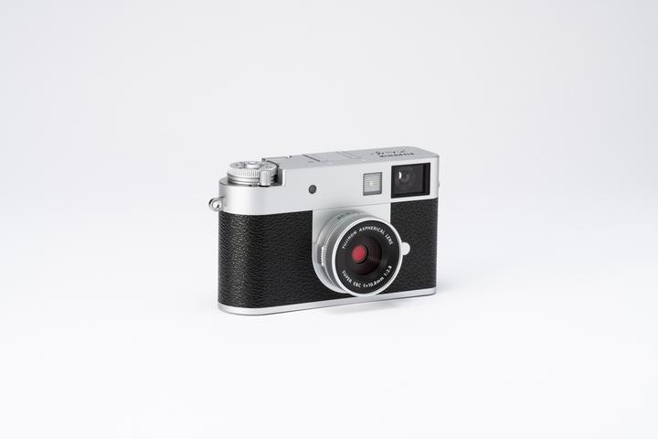 Produktbild Fujifilm X-HF1 (32 mm, 17.74 Mpx, 1")