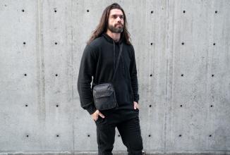 Image du produit Wandrd X1 Cross Body Bag Large Zwart (Sac à bandoulière pour appareil photo, 1.60 l)
