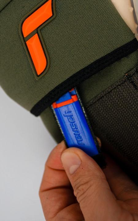 Actual product image Reusch Attrakt SpeedBump (8)