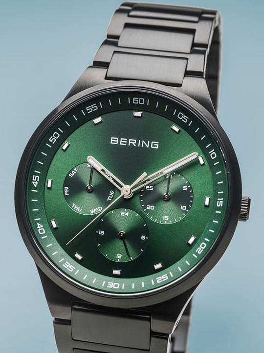 Actual product image Bering Classic (Analogue wristwatch, 40 mm)