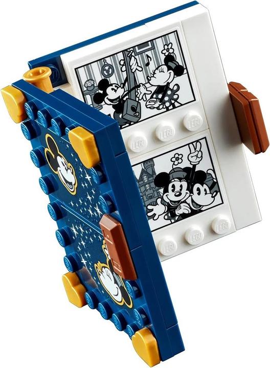 Actual product image LEGO Mickey Mouse and Minnie Mouse (43179, LEGO Disney, LEGO Rare Sets)