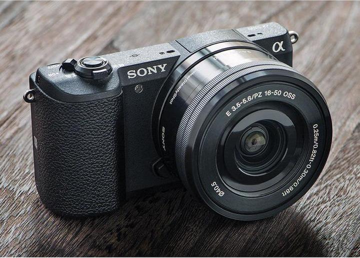 Produktbild Sony Alpha 5100 Kit (16 - 50 mm, 24.30 Mpx, APS-C / DX)
